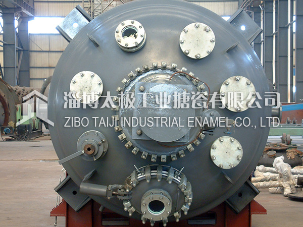 搪玻璃反應(yīng)釜內(nèi)搪玻璃擋板的作用