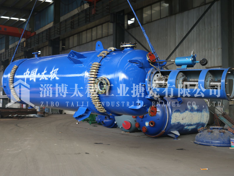 搪玻璃反應(yīng)釜的特點(diǎn)