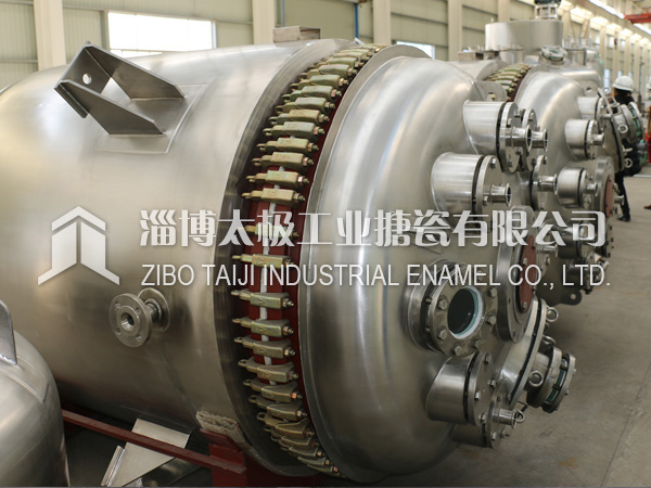 用戶選購搪玻璃反應釜等搪玻璃設備注意事項